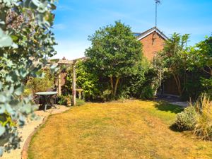 STATION ROAD- click for photo gallery